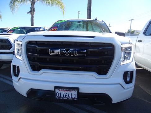 Used 2022 GMC Sierra 1500 Elevation w/ LPO, Elevation Black Package image 3