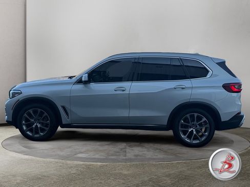 Used 2021 BMW X5 xDrive40i w/ Premium Package image 4
