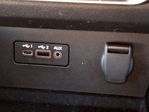 Used 2024 Nissan Altima 2.5 SV image 23