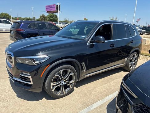 Used 2021 BMW X5 xDrive40i w/ Premium Package AWD/4WD image 4