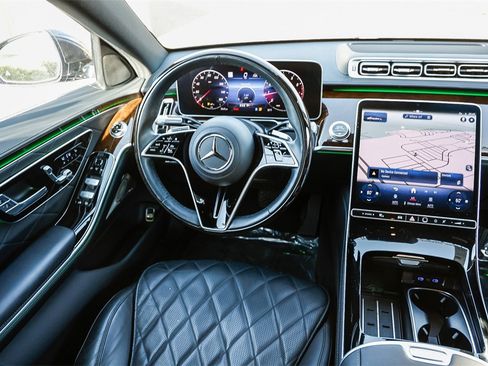 Used 2024 Mercedes-Benz S 580 4MATIC Sedan image 14