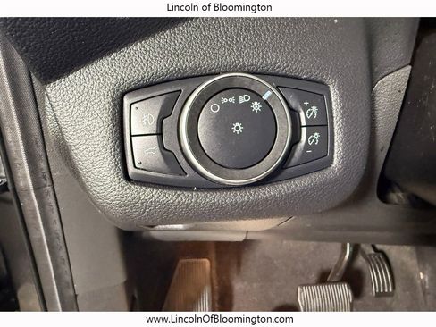 Used 2019 Ford Escape SE image 14