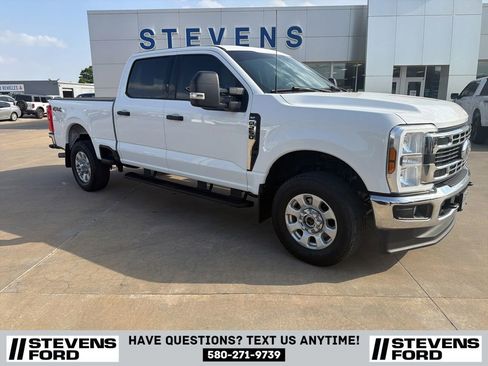 Used 2024 Ford F250 XLT AWD/4WD image 2