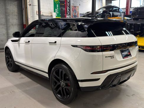 Used 2023 Land Rover Range Rover Evoque HST image 9