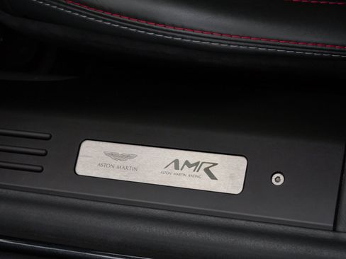 Used 2019 Aston Martin DB11 AMR image 22