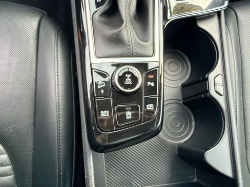 Certified 2024 Kia Sportage SX AWD/4WD image 19