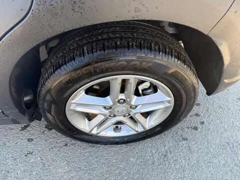 Used 2023 Hyundai Kona SE w/ Cargo Package image 13