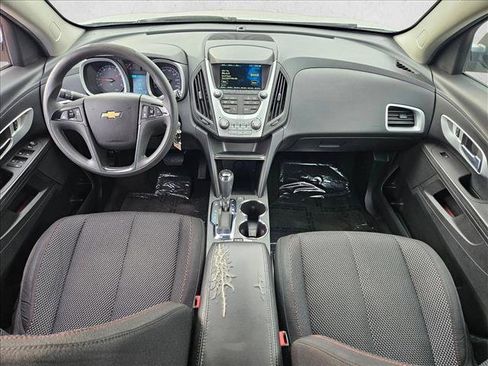 Used 2017 Chevrolet Equinox LS image 15