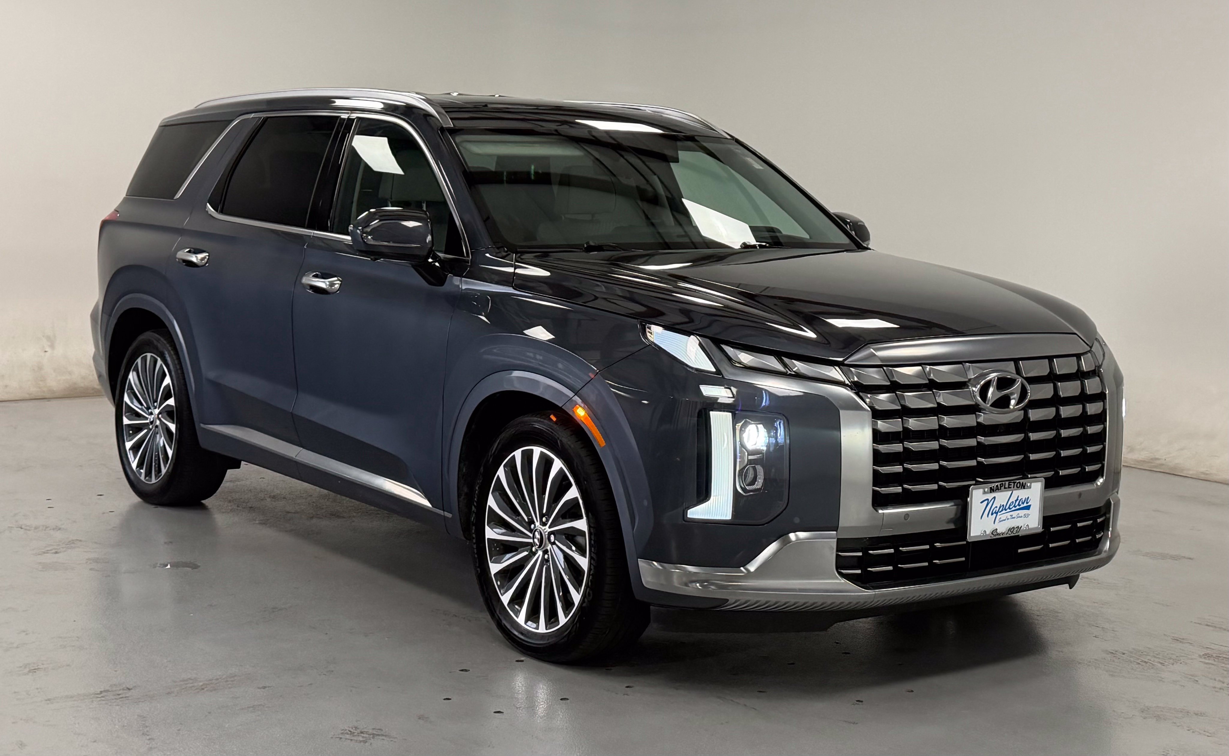 Used 2024 Hyundai Palisade Calligraphy AWD/4WD image 6