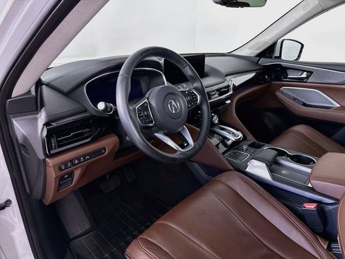 Used 2023 Acura MDX SH-AWD w/ Advance Package image 4