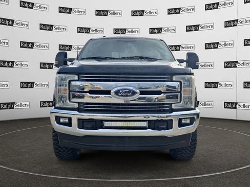 Used 2017 Ford F250 Lariat w/ Lariat Value Package image 8