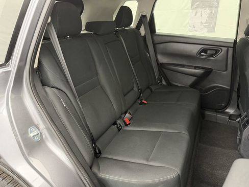 Used 2024 Nissan Rogue S image 25