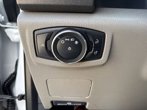 Used 2022 Ford F250 XL w/ Power Equipment Group AWD/4WD image 15
