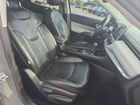 Used 2022 Jeep Compass Limited image 10