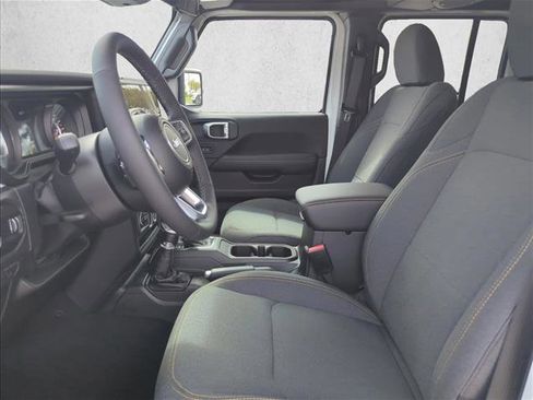 New 2026 Jeep Wrangler Unlimited Sahara AWD/4WD image 3
