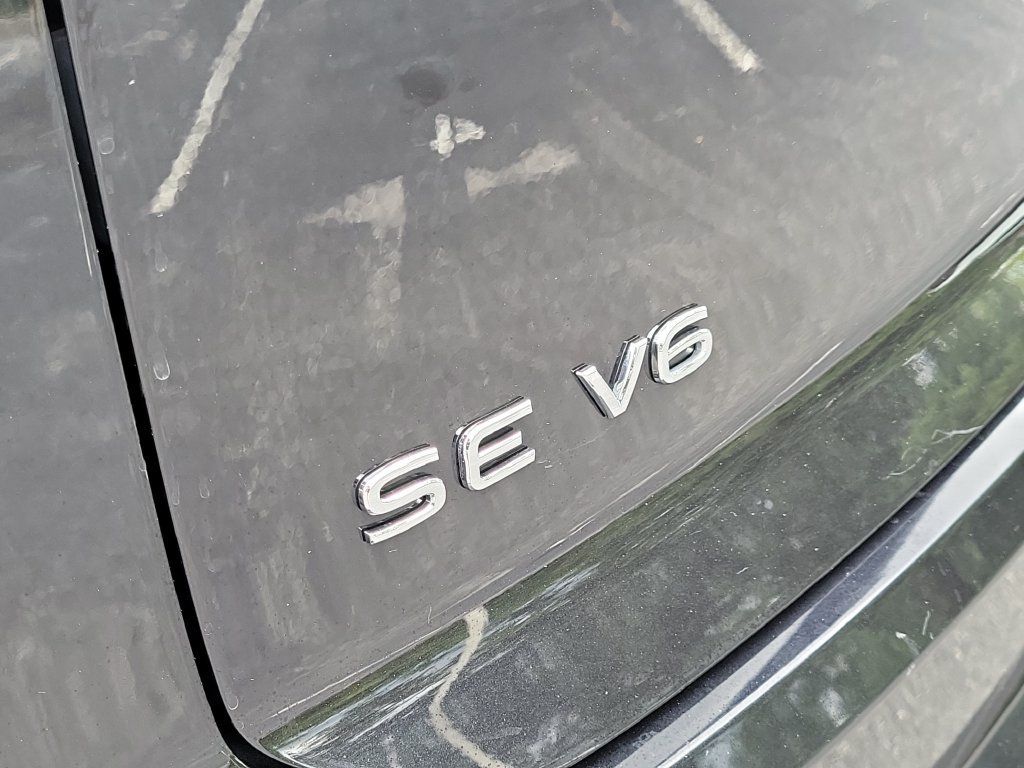 Used 2020 Volkswagen Atlas Cross Sport SE FWD image 5