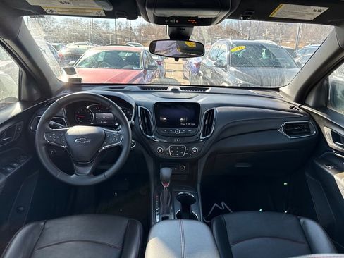Used 2023 Chevrolet Equinox RS w/ RS Leather Package image 30