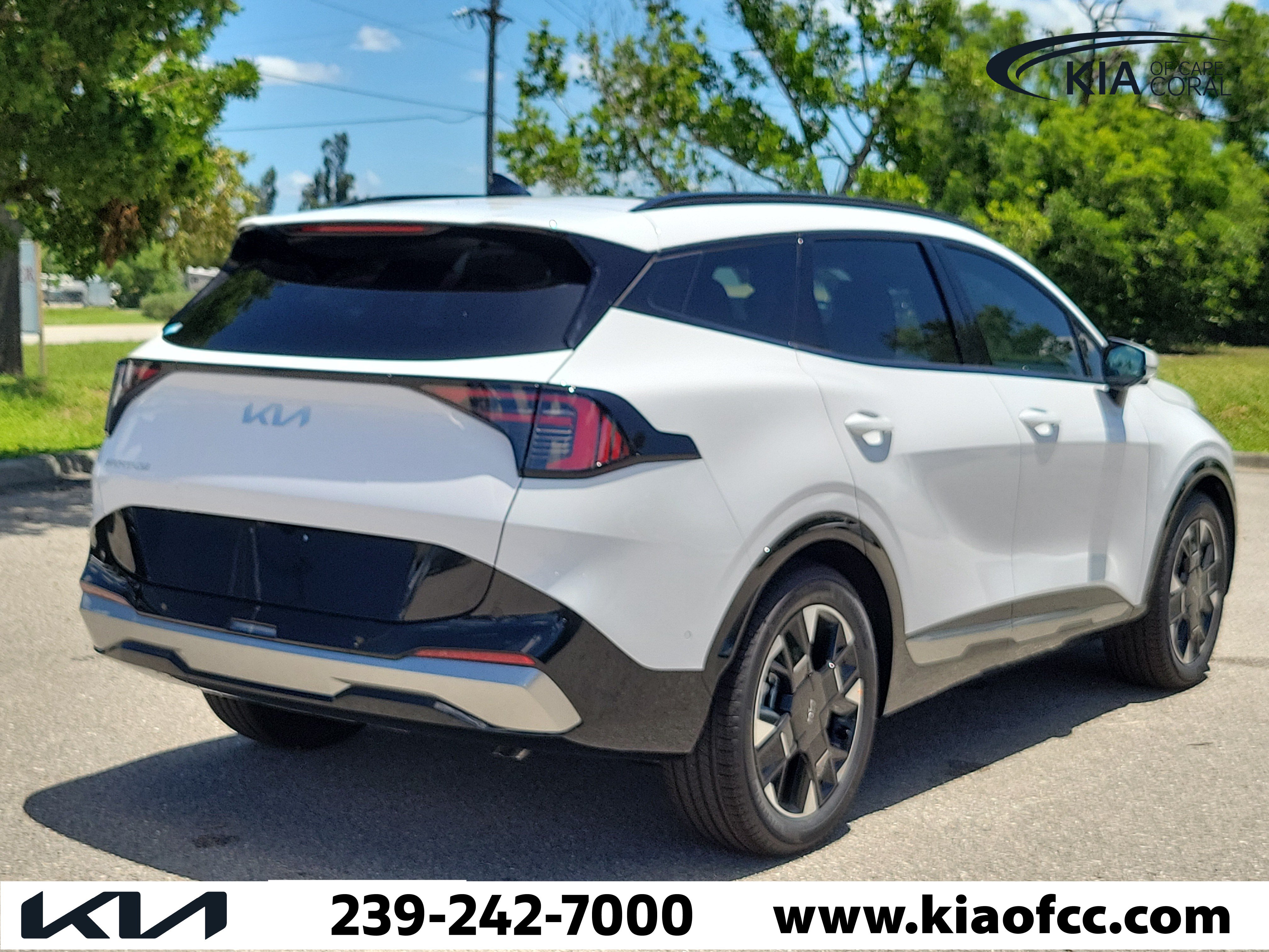 New 2026 Kia Sportage SX FWD image 6