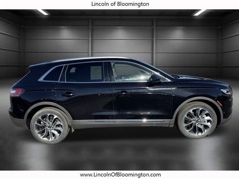 Certified 2022 Lincoln Nautilus Reserve w/ Equipment Group 201A image 8