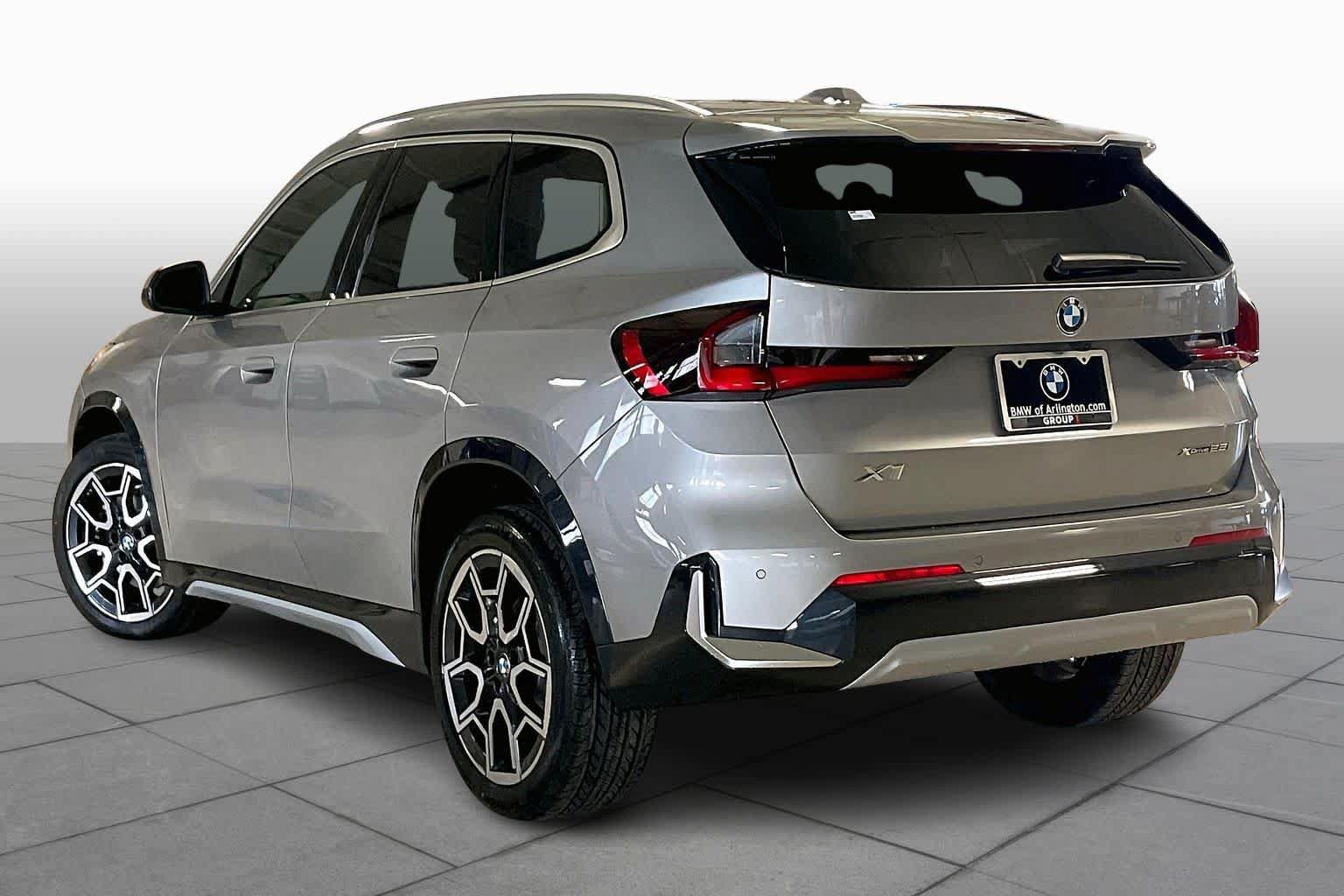 Used 2026 BMW X1 xDrive28i w/ Technology Package AWD/4WD image 12