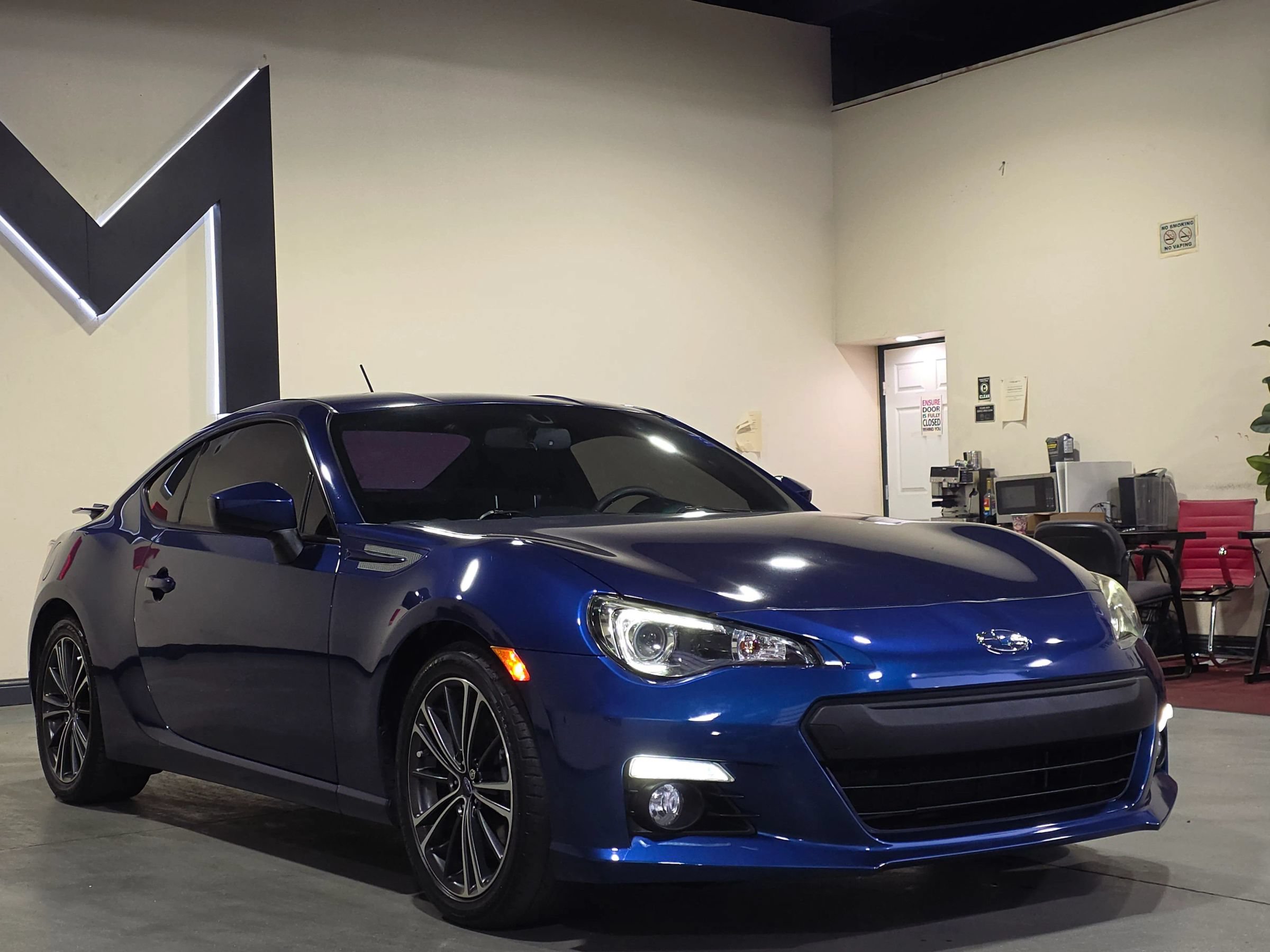 Used 2013 Subaru BRZ Limited w/ Popular Pkg 1A RWD image 3
