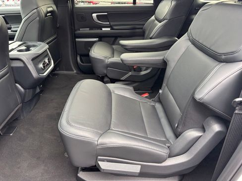New 2027 Ford Expedition Max Platinum w/ Stealth Appearance Package AWD/4WD image 14