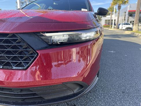 Used 2023 Honda Accord Sport image 6