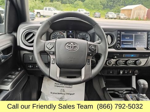 Used 2023 Toyota Tacoma TRD Off-Road AWD/4WD image 14