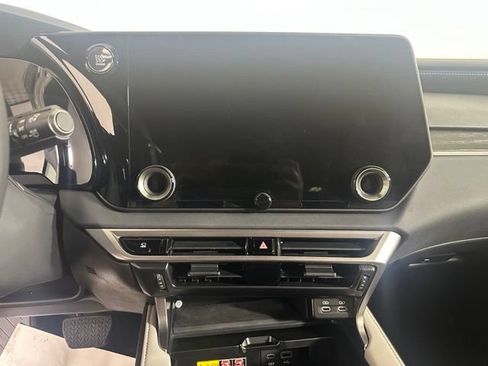 Used 2025 Lexus RX 350 AWD image 15