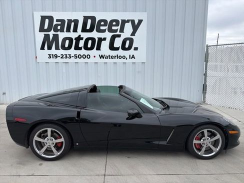 Used 2008 Chevrolet Corvette Coupe w/ Preferred Equipment Group RWD image 13