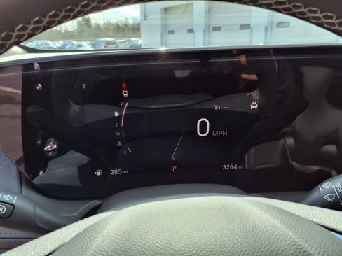 Certified 2024 Buick Encore GX Avenir w/ Avenir Convenience Package image 36