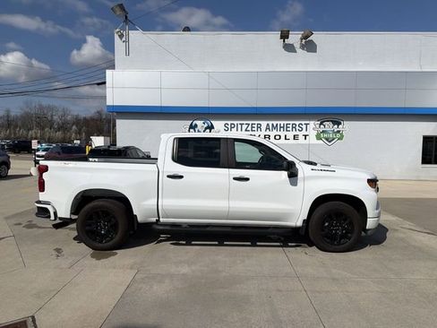 Used 2025 Chevrolet Silverado 1500 Custom w/ Turbomax Blackout Package AWD/4WD image 11