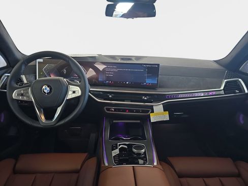 New 2026 BMW X7 xDrive40i image 8