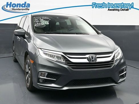 Used 2018 Honda Odyssey Elite image 3