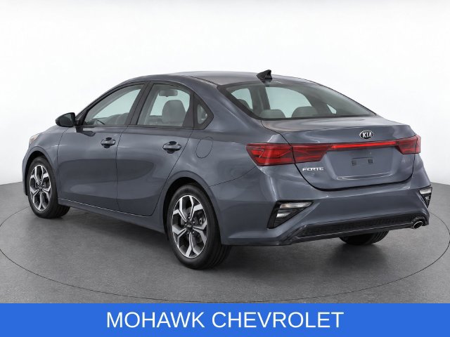 Used 2021 Kia Forte LXS FWD image 4