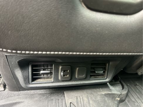 Used 2019 GMC Sierra 1500 SLE w/ SLE Value Package AWD/4WD image 22