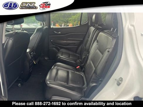 Used 2019 GMC Acadia SLT image 10