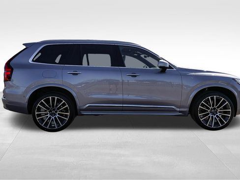 New 2026 Volvo XC90 B6 Plus w/ Protection Package Premier AWD/4WD image 4