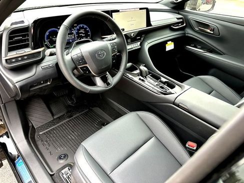 New 2026 Toyota Crown Signia Limited image 11