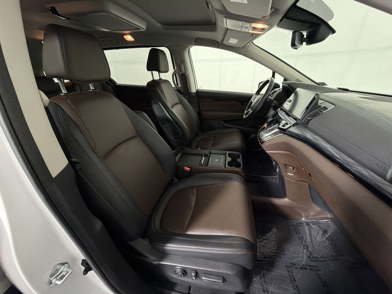 Used 2025 Honda Odyssey Elite image 28