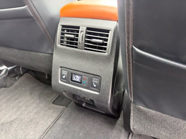Used 2024 Mitsubishi Outlander SEL AWD/4WD image 31