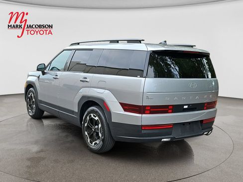 Used 2026 Hyundai Santa Fe SEL FWD image 14