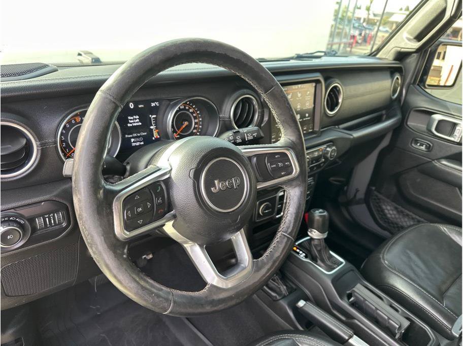 Used 2019 Jeep Wrangler Unlimited Sahara AWD/4WD image 14