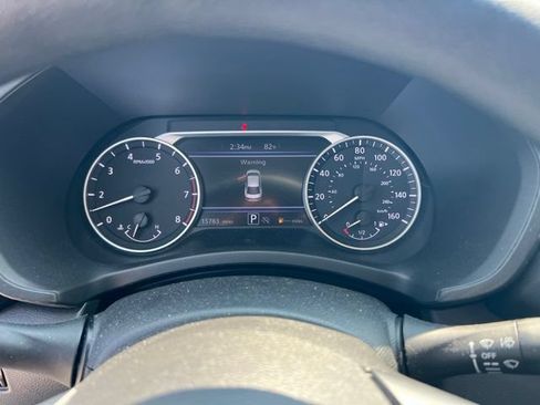Used 2025 Nissan Sentra SV FWD image 16