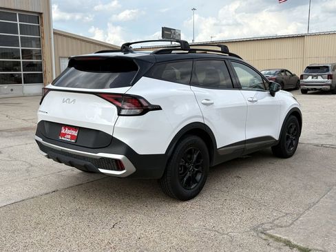 Used 2024 Kia Sportage X-Pro AWD/4WD image 5