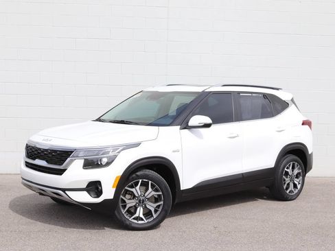 Used 2022 Kia Seltos EX AWD/4WD image 32