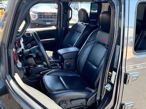 Used 2023 Jeep Wrangler Unlimited Rubicon AWD/4WD image 26