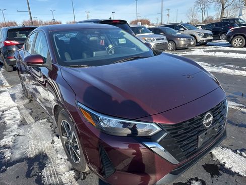 Used 2024 Nissan Sentra SV image 2