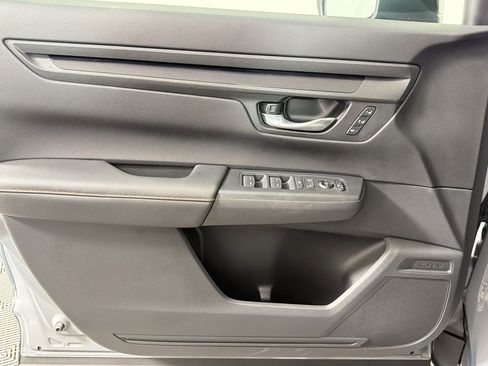 Used 2024 Honda CR-V Sport-L image 11