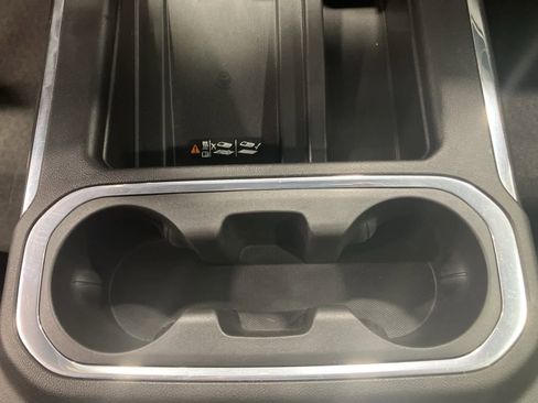 Used 2021 GMC Sierra 2500 AT4 w/ AT4 Preferred Package image 19